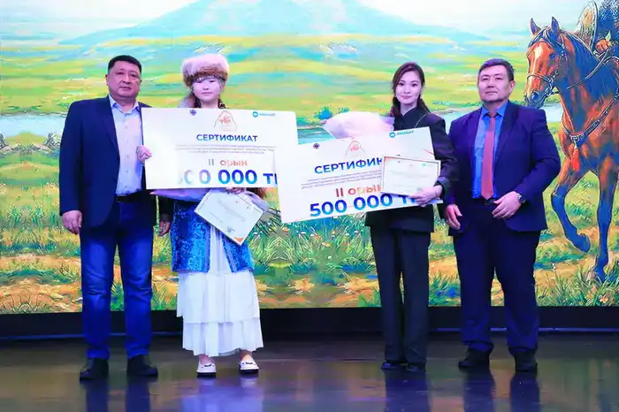 «Тұлпар мініп, ту алған!»: в Карагандинской области выбрали лучших знатоков казахской классики (8)