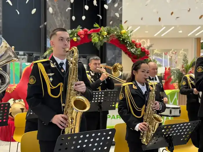 Военные отметили День Независимости с торжественными мероприятиями по всей стране {city2}