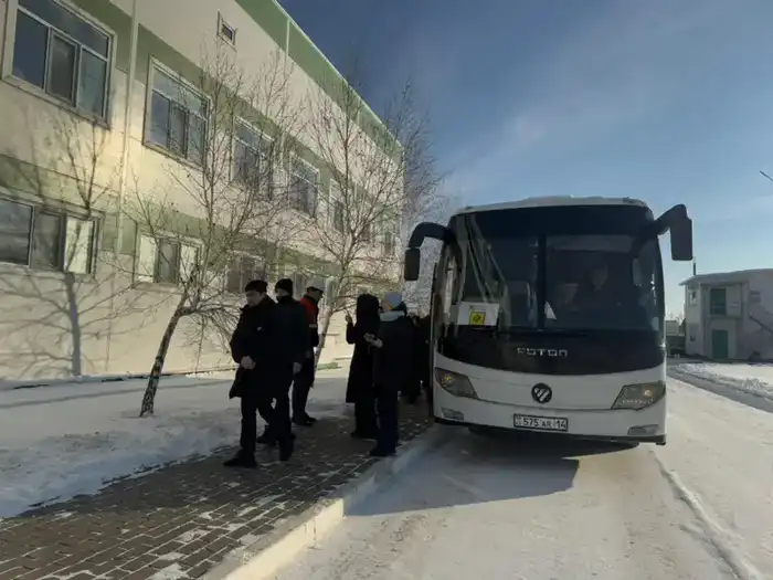 Министерство промышленности и строительства провело экскурсию для учащихся школы-лицея Binom имени Алихана Бокейхана (5)