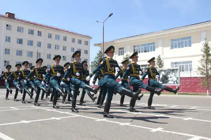 Стартовал отбор в элиту НацГвардии: история солдата роты почётного караула вдохновляет новобранцев (5)