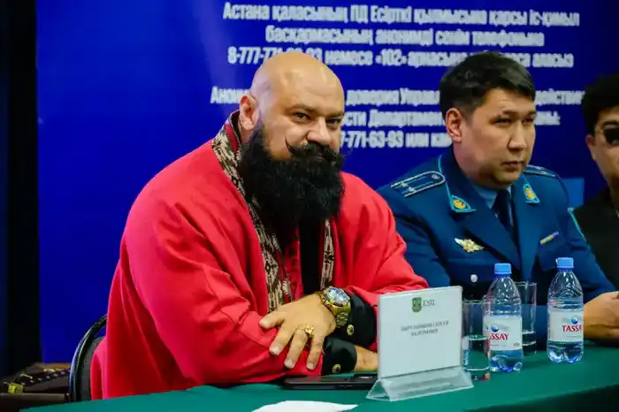 Появление кинологов и спецназа: полиция наглядно продемонстрировала опасность наркотиков (10)