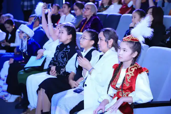 «Тұлпар мініп, ту алған!»: в Карагандинской области выбрали лучших знатоков казахской классики (4)