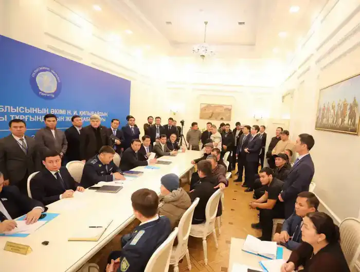 Нурдаулет Килыбай провёл личный приём жителей Актау (10)