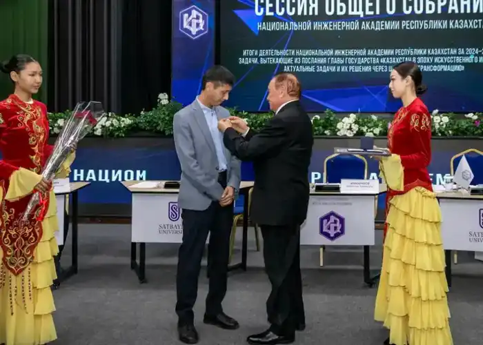 В Алматы наградили победителей юбилейного республиканского конкурса «Лучший инженер – 2025» (4)
