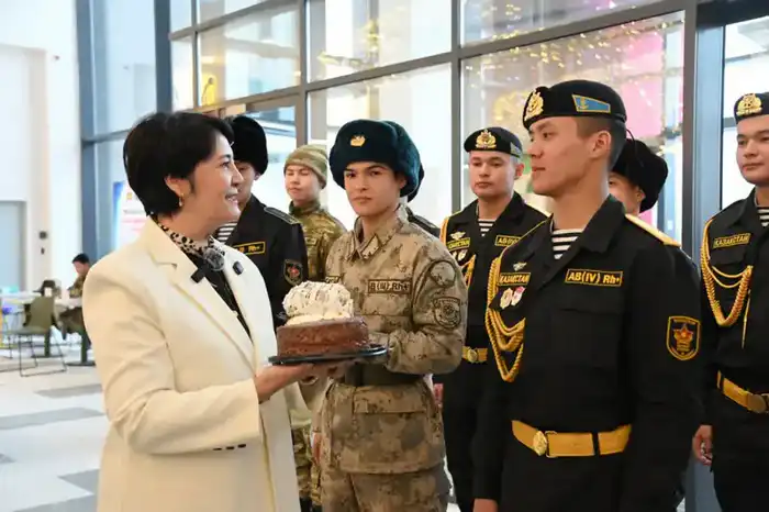 В Мангистауской области прошла патриотическая акция в поддержку призыва в армию (6)