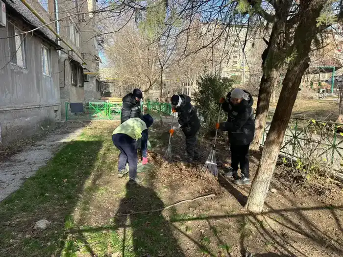 В ШЫМКЕНТЕ СОСТОЯЛАСЬ ОЧЕРЕДНАЯ АКЦИЯ В РАМКАХ АКЦИИ «ТАЗА ҚАЗАҚСТАН» (4)