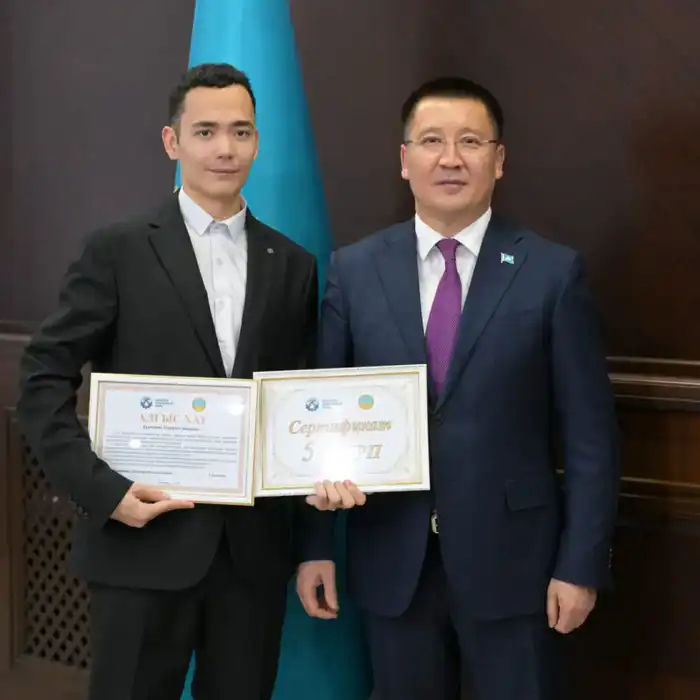 В Павлодаре вручили премию акима области «Шебер асуы» (8)