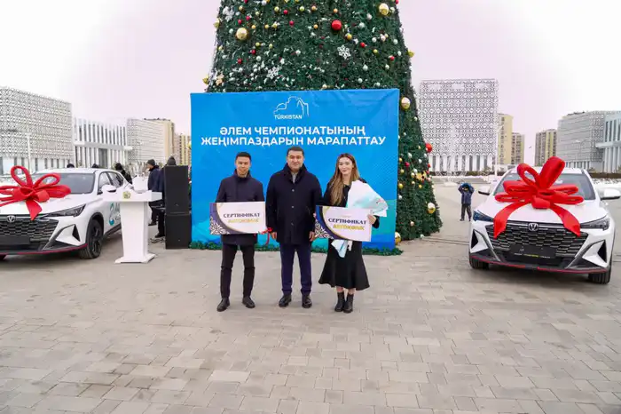 Спортсмены Туркестана получили автомобили за победы {city2}