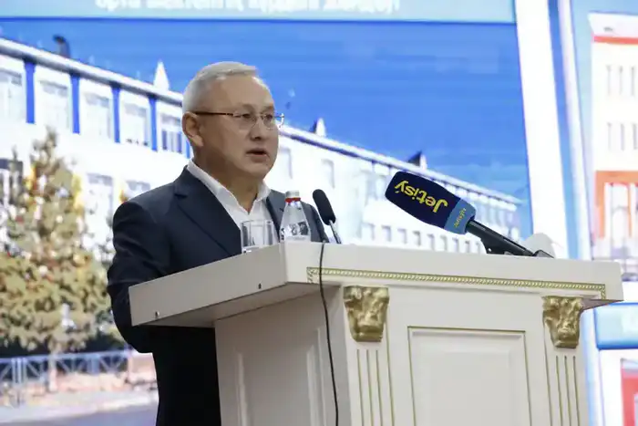 В Аксуском районе Казахстана сокращение очереди на жилье на 12% благодаря строительству и приобретению жилья для социально уязвимых групп {city2}