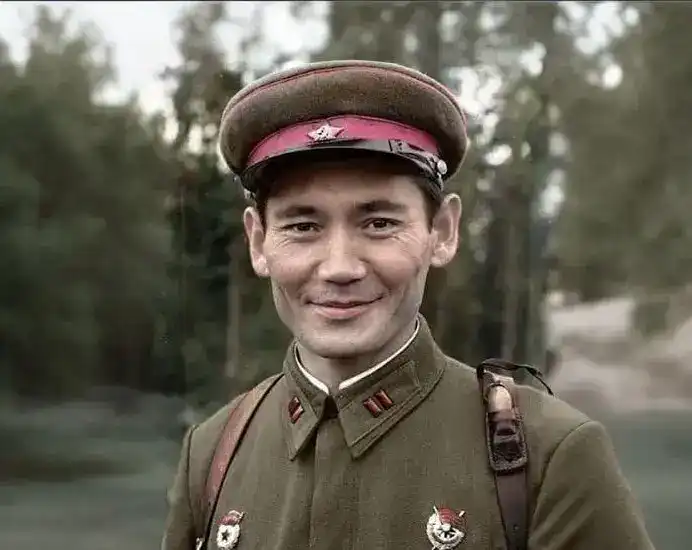 115 лет Бауыржану Момышулы: имя, которое выбирают защитники Родины (6)