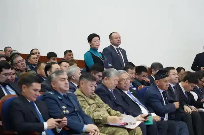 Аким Акмолинской области Марат Ахметжанов провел встречу с жителями Коргалжынского района (5)