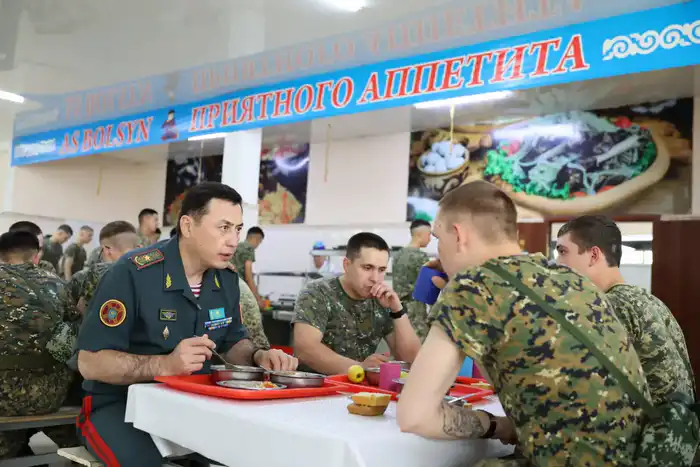 На страже спокойствия: как Национальная гвардия МВД РК охраняет мир и порядок в стране {city2}