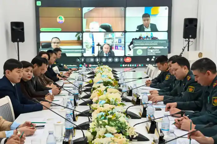 Министерство обороны заключило меморандум с Клубом главных редакторов (5)