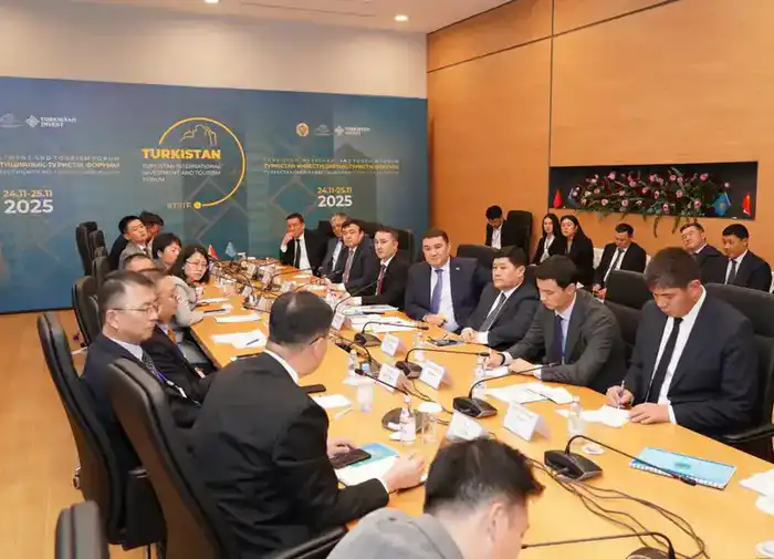 Международный инвестиционный форум в Туркестане собрал более 300 компаний, генеральный консул Казахстана в Сиане подчеркивает важность сухого порта для сотрудничества {city2}