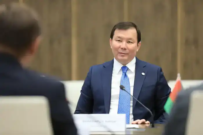 Сотрудничество Актюбинской области и Беларуси в агропромышленности и машиностроении {city2}