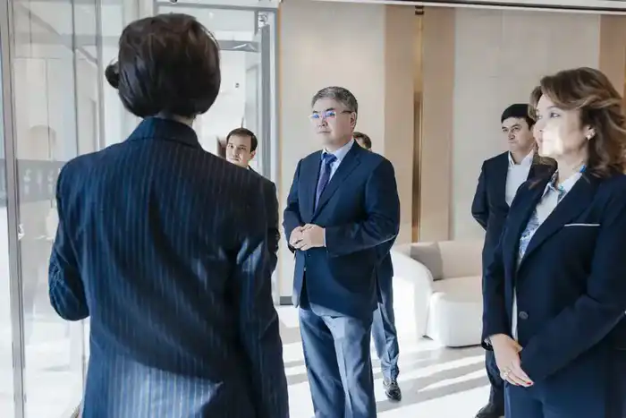 В Атырау открылось новое здание областного филиала Halyk Bank (6)