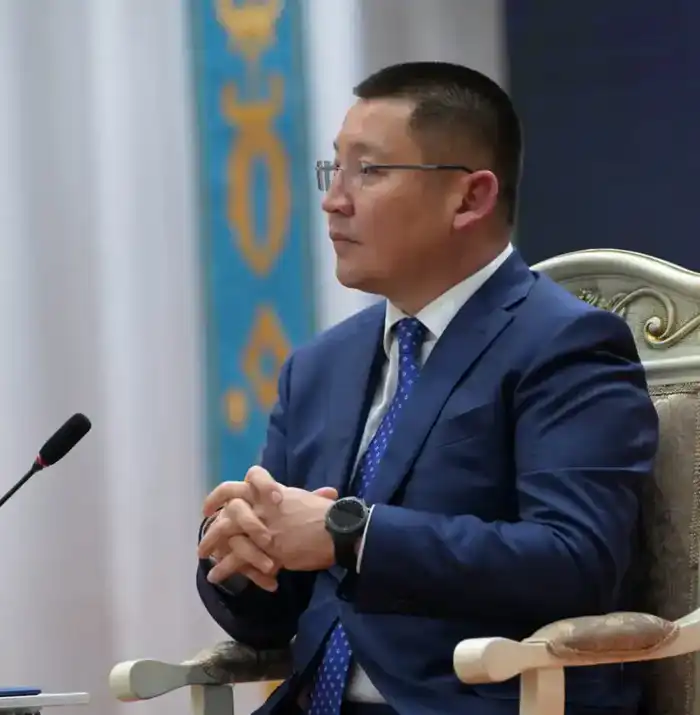 Встреча акима области с жителями Щербактинского района: обсуждение перспективных проектов и их влияние на местное сообщество {city2}