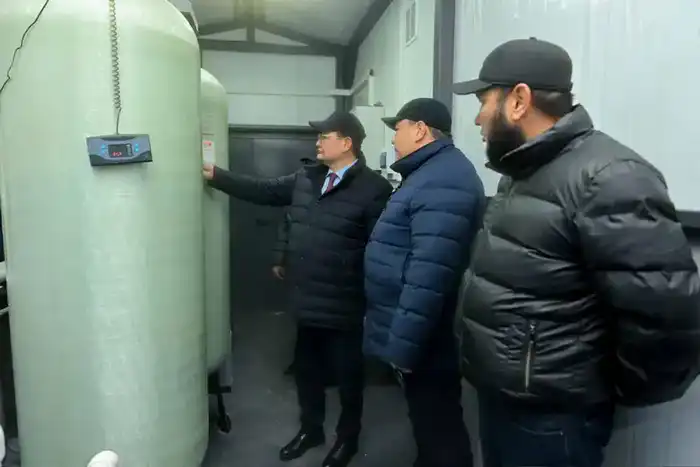 В поселке Шаган запущен центральный водопровод (4)