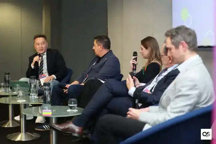 Казахстан на глобальном форуме QS Reimagine Education: Внедрение ИИ в образование как вызов и возможность {city2}