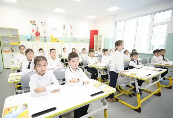 В Мангистауской области завершено строительство всех 13 школ в рамках проекта «Келешек мектептері», что способствует развитию инклюзивного образования. {city2}