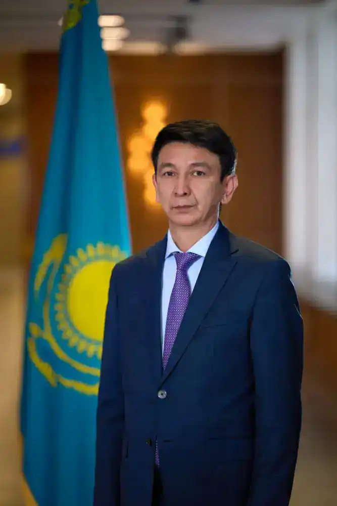 Нариман Алмасулы назначен исполняющим обязанности руководителя Управления пассажирского транспорта и автомобильных дорог в ВКО {city2}