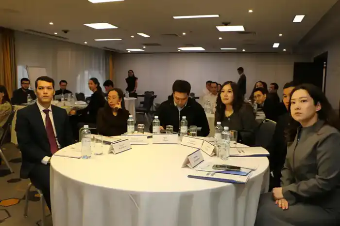 YPAC 2025: Стартовал интенсивный курс для молодых советников по политическим вопросам (3)