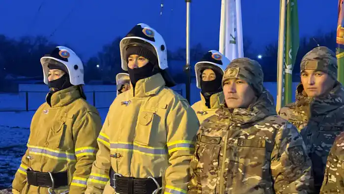 Пожарные пункты: спасение из деревни Аксуат! {city2}