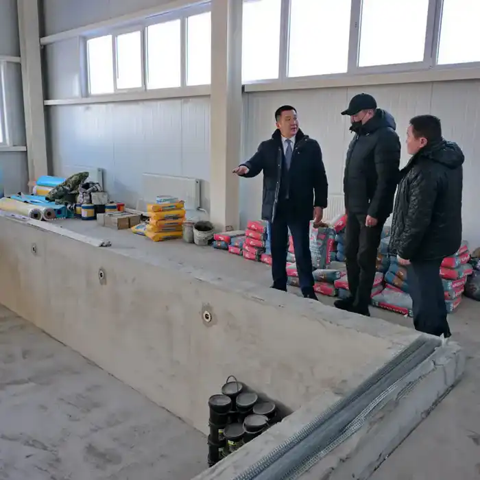 Аким области Асаин Байханов в рамках рабочей поездки посетил Успенский район, где ознакомился с ходом реализации социальных проектов {city2}