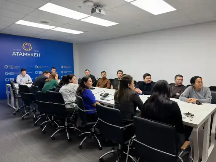 Обучение финансовой грамотности: мероприятия для студентов и трудовых коллективов в столице {city2}