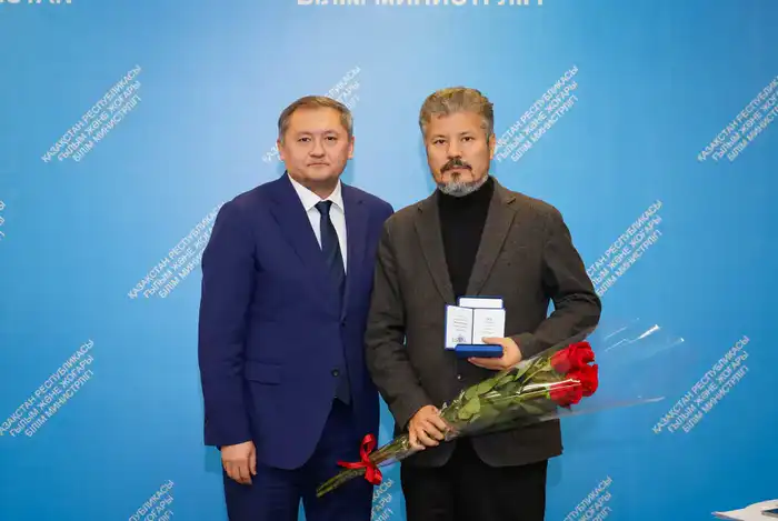 Астана: Молодым ученым вручили сертификаты на жилье {city2}