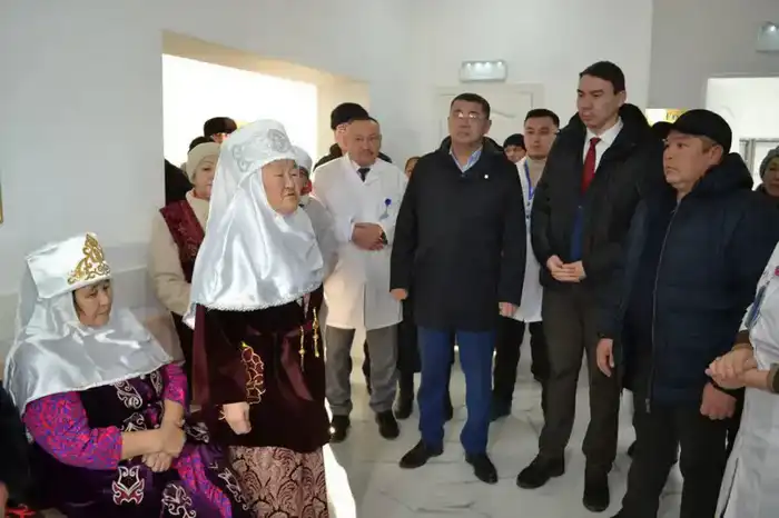 Возвращенные активы: в двух селах Шалкарского района открылись медицинские пункты (10)