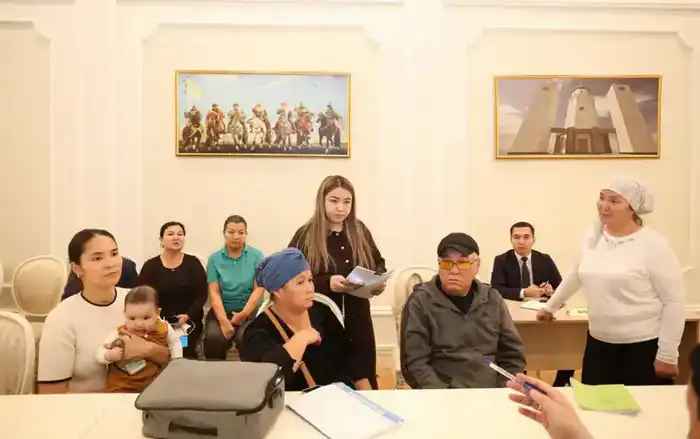 Личный приём Нурдаулета Килыбая: жителям Актау предоставлены решения на месте и обещания по дальнейшему рассмотрению вопросов {city2}