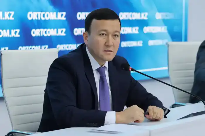 Казахстан готовит свои водные артерии к весеннему пробуждению: ремонт 69 гидротехнических сооружений {city2}