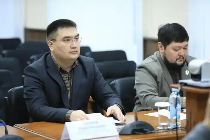 Обсуждение итогов деятельности Общественного совета Министерства культуры и информации Казахстана на международной платформе {city2}