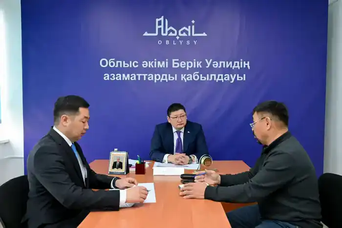 Аким области провел личный прием жителей района Жаңасемей (3)