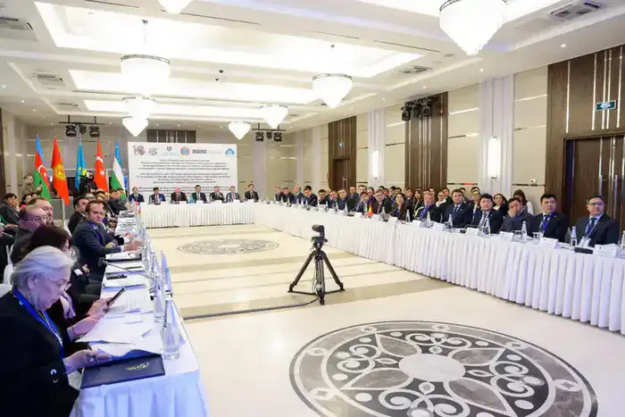 На международном форуме в Астане тюркские страны обсуждают правосудие и права человека {city2}