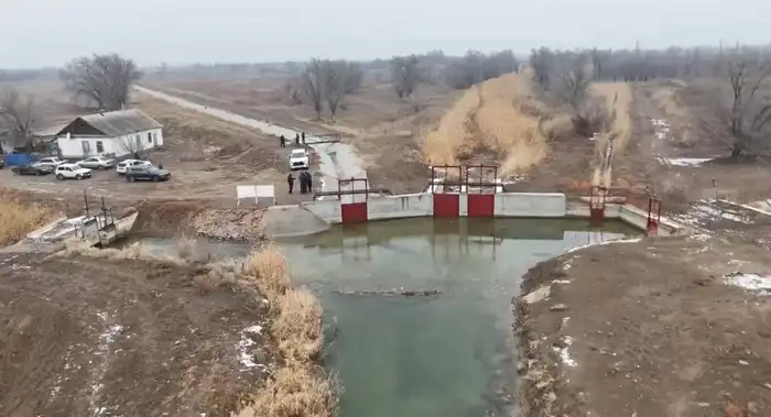 В Жамбылской области завершена первая за 40 лет механизированная очистка Фурмановского обводного канала (2)