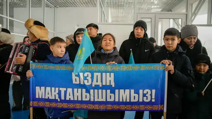 Возвращение Батырхана Толеугали в Усть-Каменогорск после победы на чемпионате мира по таеквондо {city2}