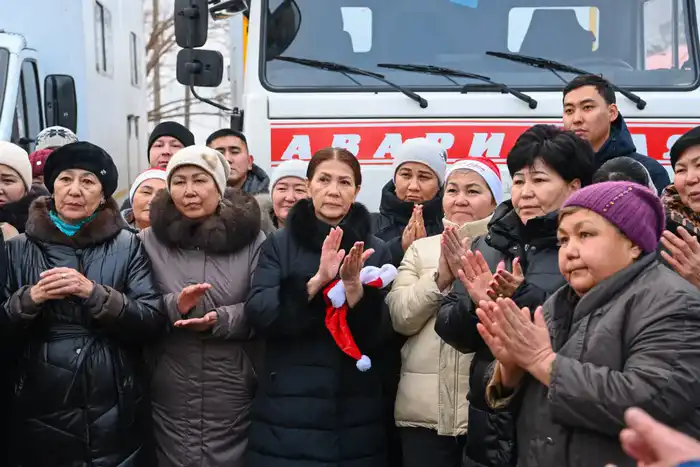 Глава региона встретился с сотрудниками «Қызылорда автобус паркі», «Қызылорда су жүйесі» (3)
