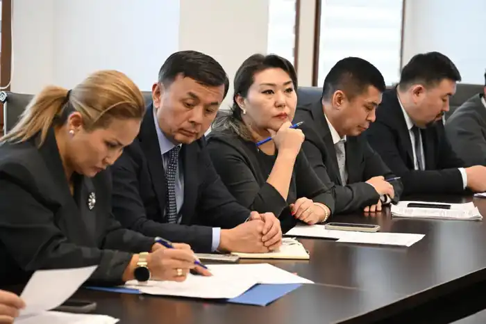 Алматы укрепляет систему защиты детей и подростков (2)