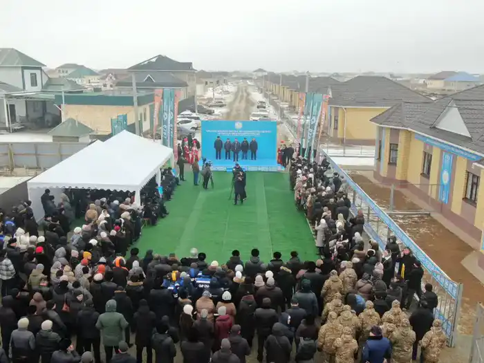 Ключи от новых квартир в Казалинском районе для социально уязвимых граждан {city2}