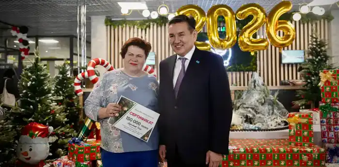 В ВКО прошла новогодняя ёлка акима области для детей с особыми потребностями (7)