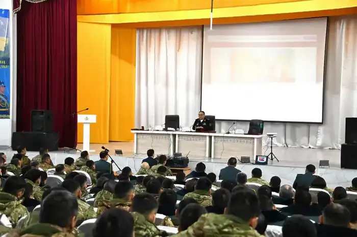 Разъяснительная работа Минобороны в Восточном Казахстане {city2}