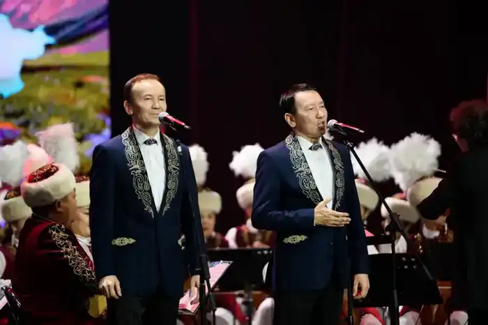 В Мангистау состоялся гала-концерт, посвящённый 50-летию областной филармонии (8)