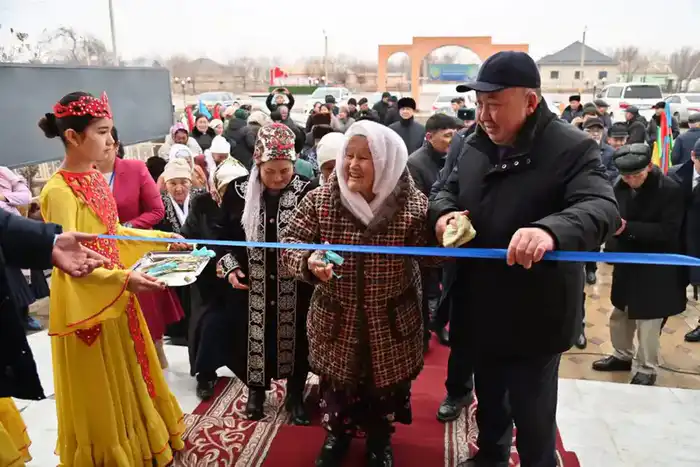 Сузак: Открытие центра активного долголетия {city2}