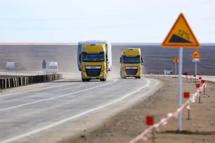 Актюбинская область завершила строительство 711,8 километра новых дорог в 2025 году {city2}