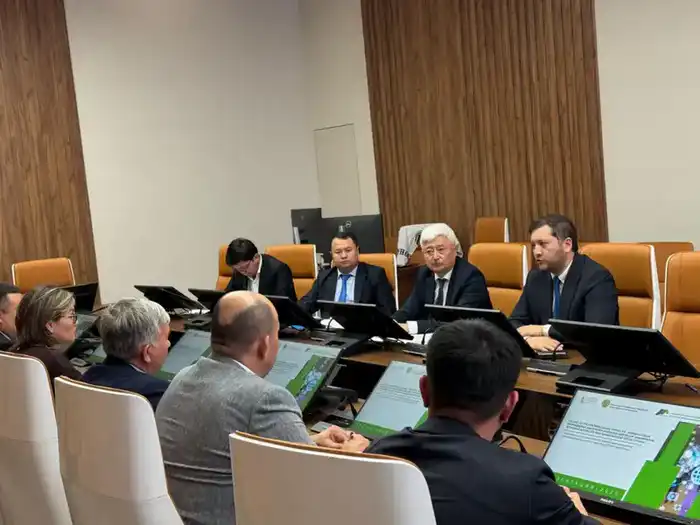 В Актау состоялась встреча по разъяснению норм жилищного законодательства (8)