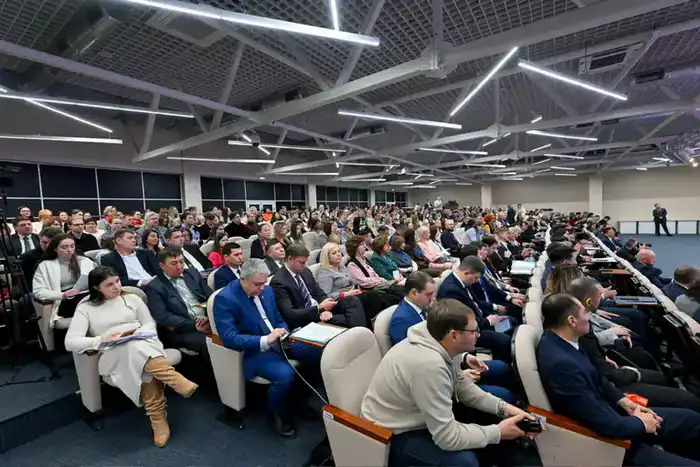 Иртыш: река дружбы или транзитный путь? {city2}