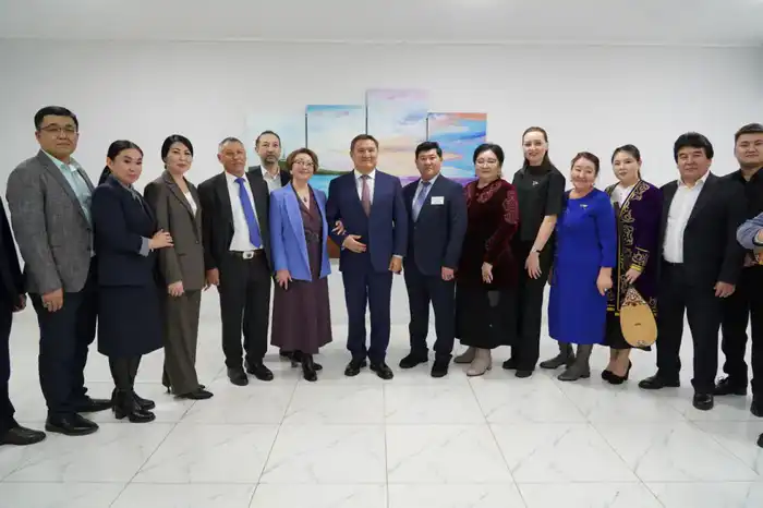 Глава региона: мост между заботой и медицинскими инновациями {city2}