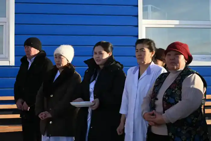В Аксуатском районе открытие новых медицинских объектов: амбулатории в Уштобе и Екпин, фельдшерско-акушерский пункт в Киндиктах {city2}